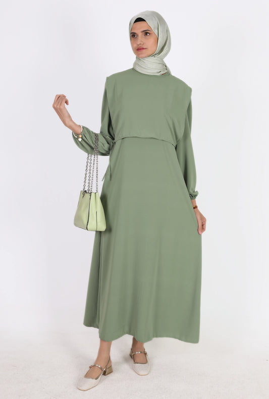 Stillkleid_salbeigrun_elegant1